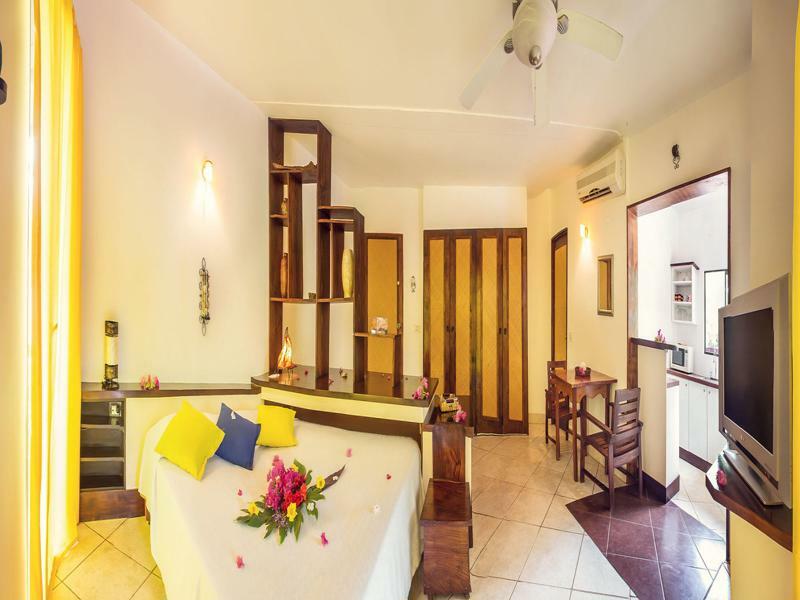 Hotel Laguna Del Cocodrilo Tamarindo